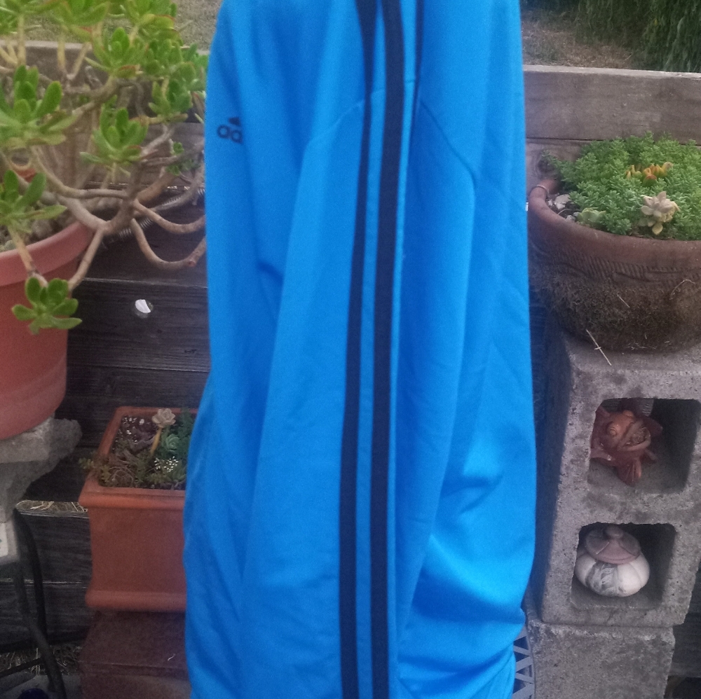 Large Adidas jacket - Picture 5 of 5